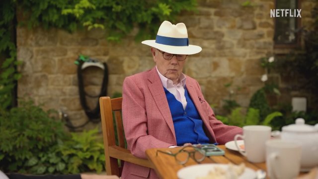 Jack Whitehall: Fatherhood with My Father (2024) Fragman 