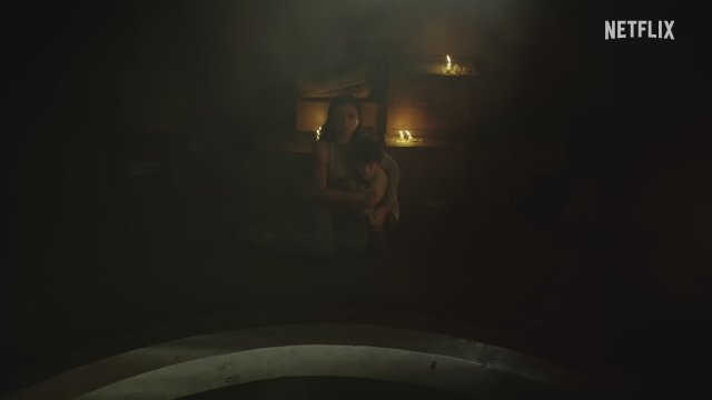 Outside (2024) Fragman