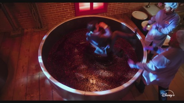 Interior Chinatown (2024) Fragman