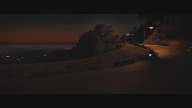 Freaky Tales (2025) Fragman