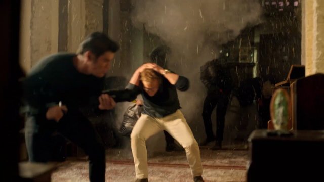 Off the Grid (2025) Fragman