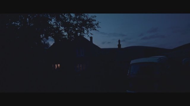 Rabbit Trap (2025) Fragman