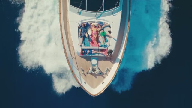 Genç Milyonerler (2025) Fragman