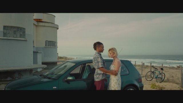 Gold for Dogs (2020) Fragman