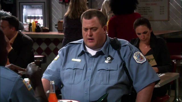 Mike & Molly (2010) Fragman