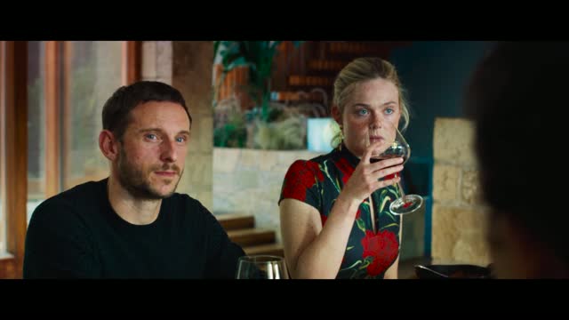 Rosebush Pruning (2026) Fragman