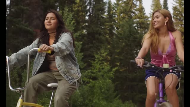 Girls Like Girls (2026) Fragman