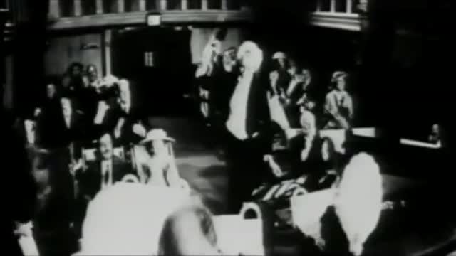 The Pirates Of Penzance (1983) Fragman