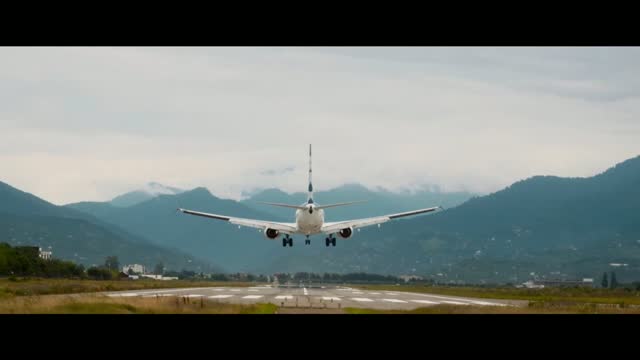 Brothers Under Fire (2026) Fragman