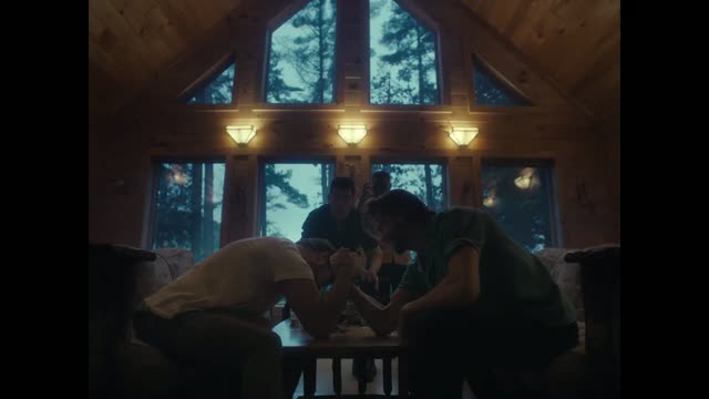Refuge (2026) Fragman