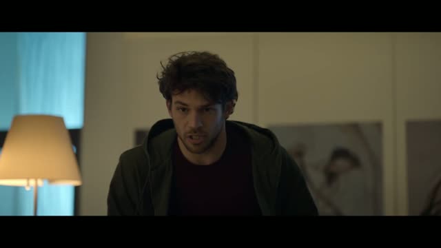 No Place to Be Single (2026) Fragman