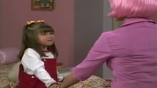 Küçük Melek Maria (2000) Fragman