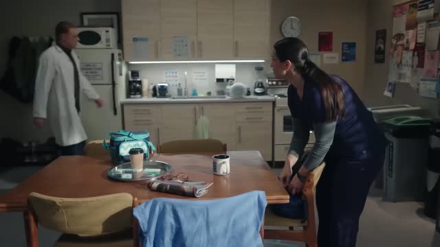 Resident Alien (2021) 4. Sezon Fragmanı