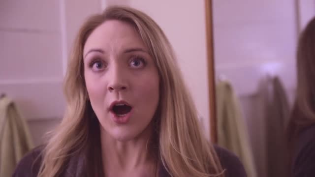 Auckward Love (2015) Fragman