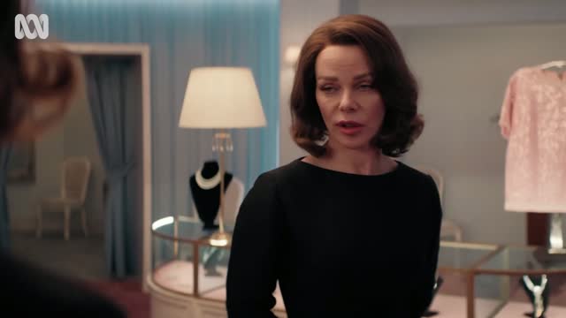  Ladies in Black (2024) Fragman