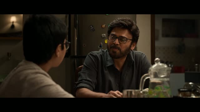 Aadarsha Kutumbam - Fragman (2026)