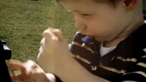 A Mother\'s Courage: Talking Back To Autism Fragman