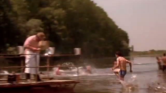 Crna macka, beli macor Fragmanı