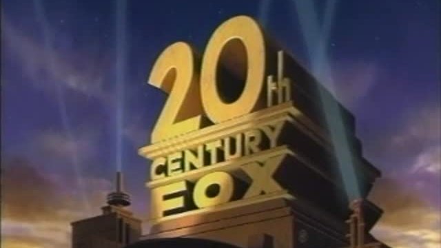 Never Been Kissed Fragmanı