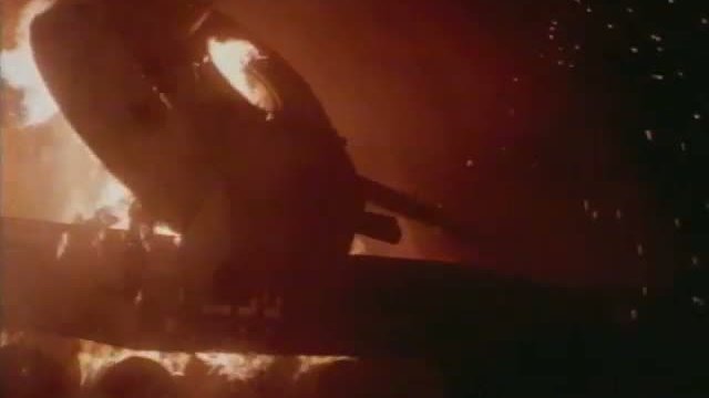 Courage Under Fire Fragmanı