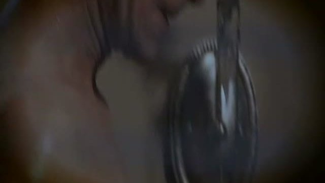 Never Cry Werewolf Fragmanı