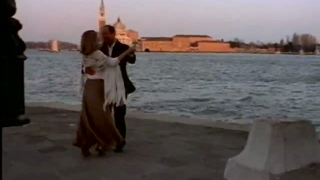 The Story Of Us Fragmanı