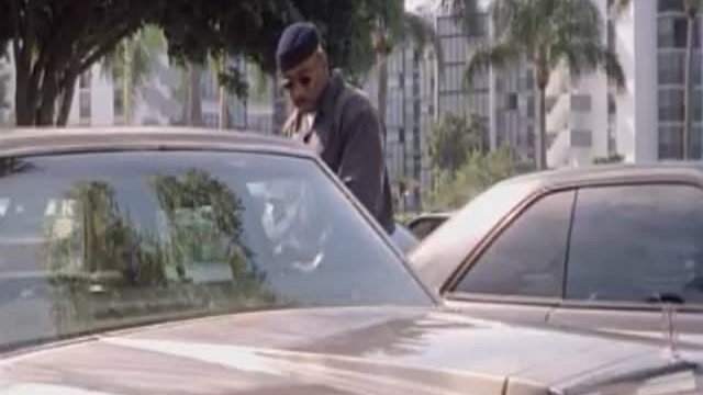 Out Of Sight Fragmanı