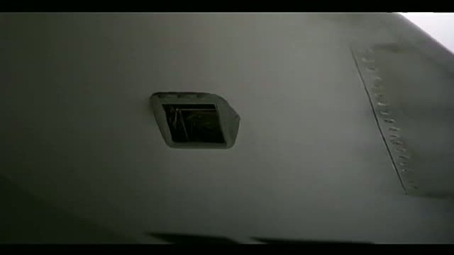 Behind Enemy Lines Fragmanı