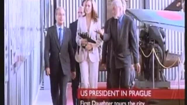 First Daughter Fragmanı