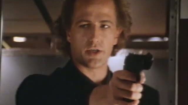 Passenger 57 Fragmanı