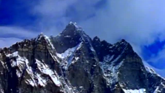 Snow Buddies Fragmanı