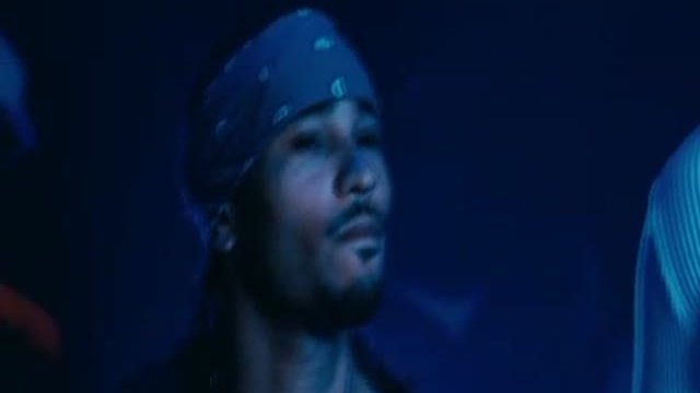 Feel The Noise Fragmanı