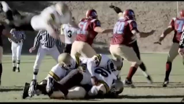 The Comebacks Fragmanı