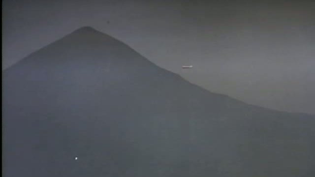 Gorillas in The Mist: The Story Of Dian Fossey Fragmanı