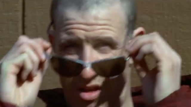 First Descent Fragmanı