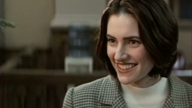 Trapped in Paradise Fragmanı