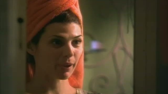 Happy Accidents Fragmanı