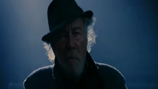 Man in The Chair Fragmanı