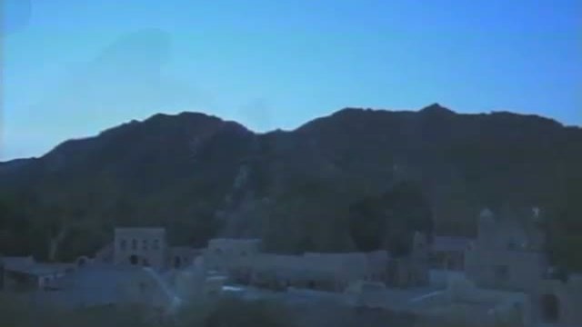 Picking Up The Pieces Fragmanı