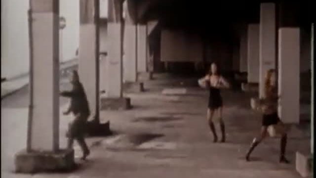 Drugstore Cowboy Fragmanı