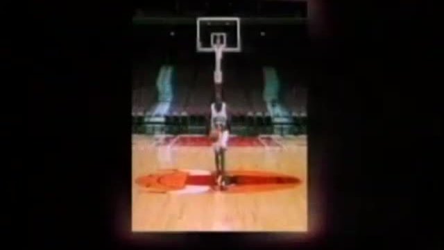 Michael Jordan To The Max Fragmanı