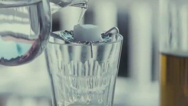 Hemingway\'s Garden Of Eden Fragmanı