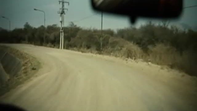 La Mujer Sin Cabeza Fragmanı