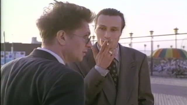 Romeo Is Bleeding Fragmanı