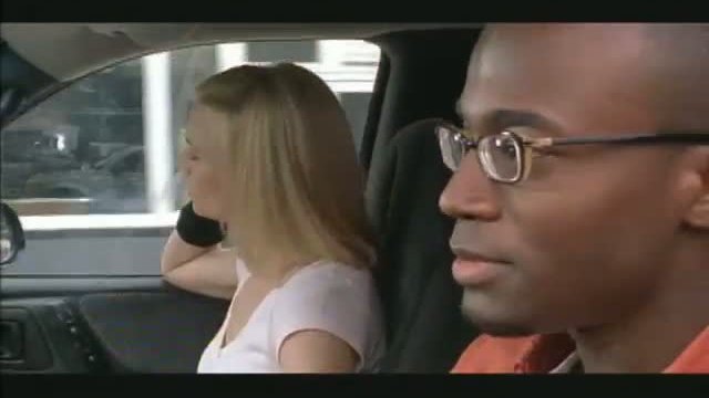 New Best Friend Fragmanı