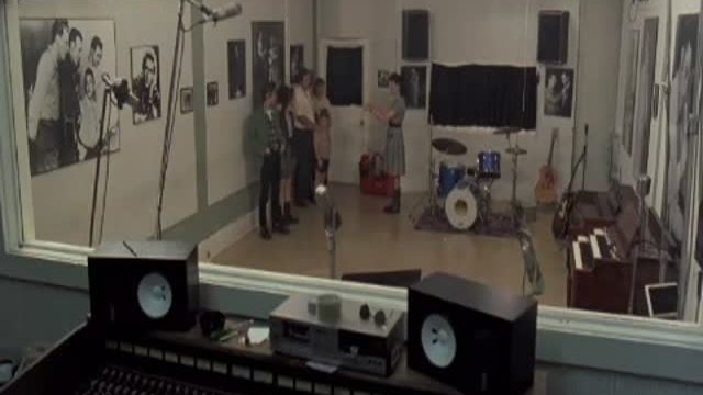 Mystery Train Fragmanı