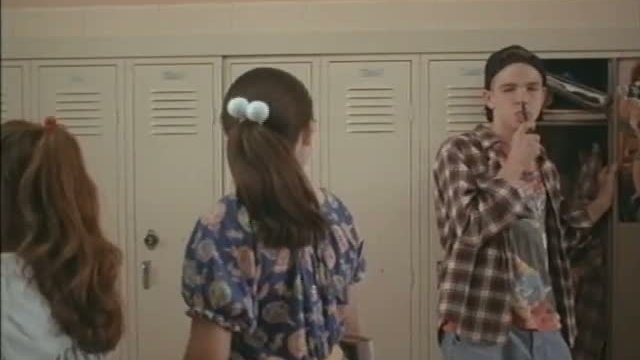 Welcome To The Dollhouse Fragmanı