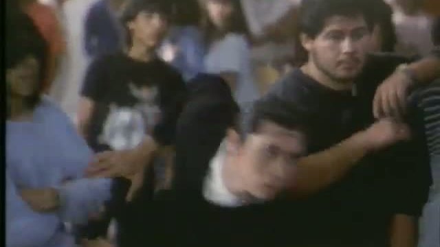 Stand And Deliver Fragmanı