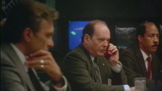 Under Siege Fragmanı