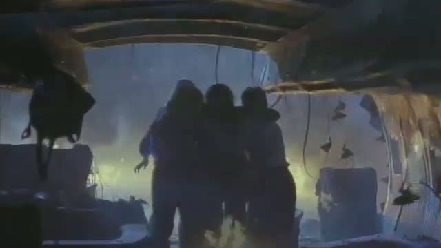 Crocodile 2: Death Swamp Fragmanı